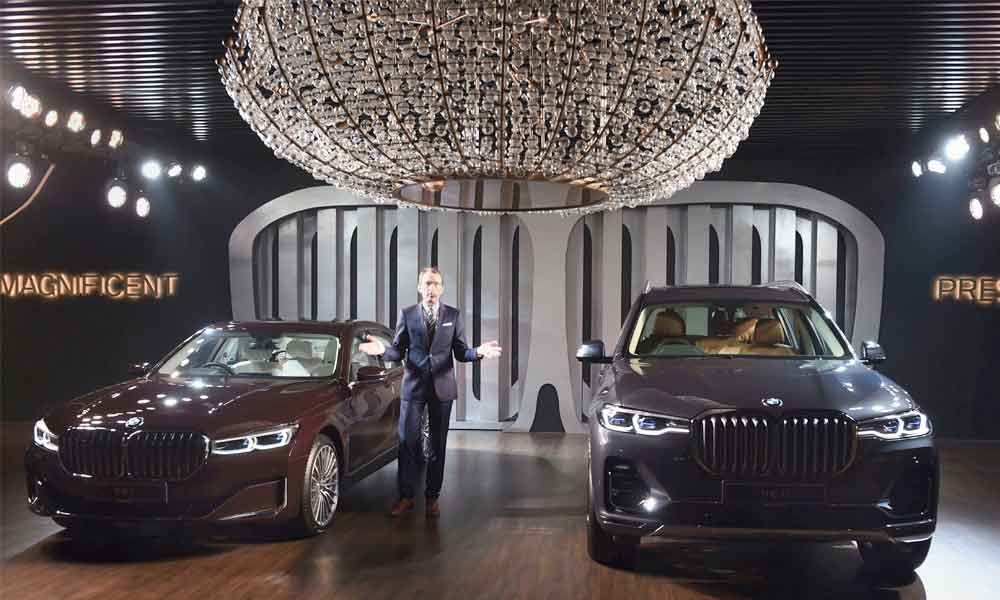 BMW drives in X7 in India at Rs 99 lakh