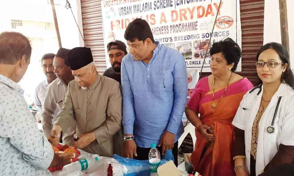 MLA Syed Ahmed Pasha Quadri takes part in Urban Malaria Scheme awareness programme