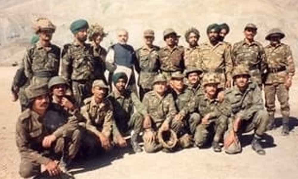 Kargil Vijay Diwas: PM Modi shares throwback photos from Kargil visit during war