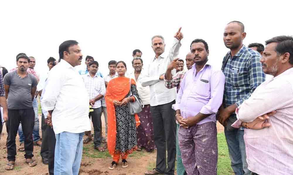 Exhort farmers to take up horticulture farming: Collector