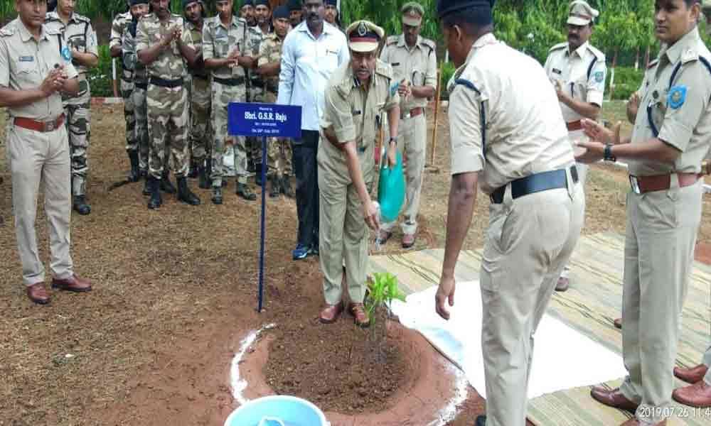 CISF DIG G S R Raju opens childrens park in Visakhapatnam