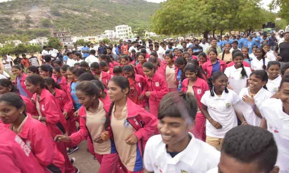 Collector flags off 5K run to create awareness on Hepatitis B