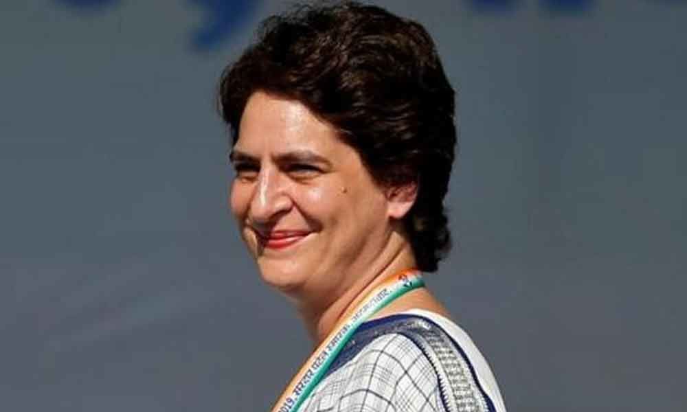 Hope Priyanka will throw her hat in the ring, says Tharoor