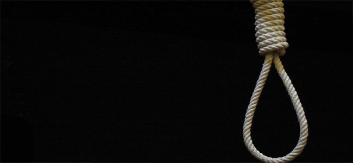 Student commits suicide in Hyderabad