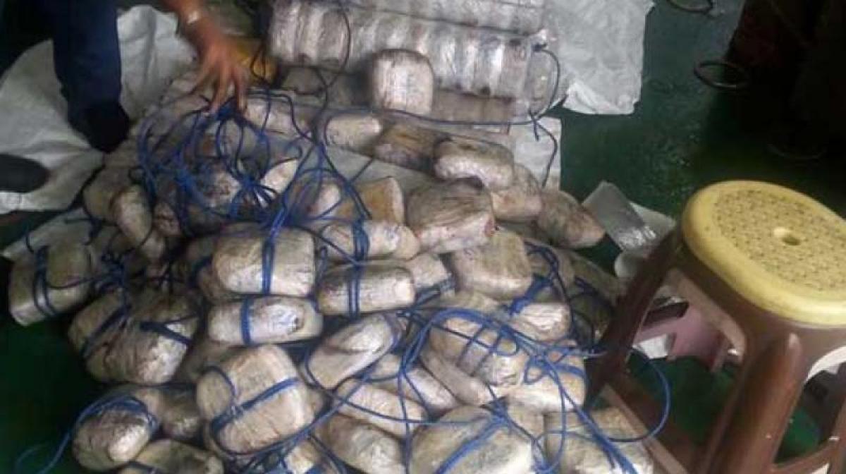 Rs 3,500 cr worth heroin seized from ship off Gujarat