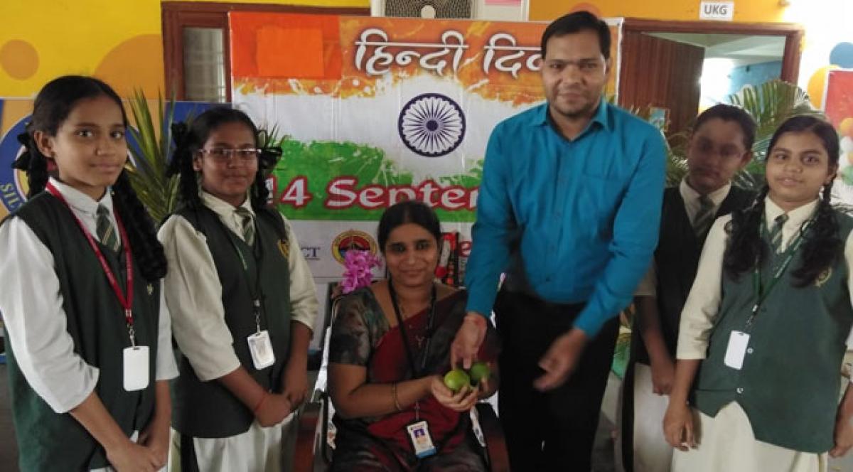 Hindi Diwas celebrated at Triveni School
