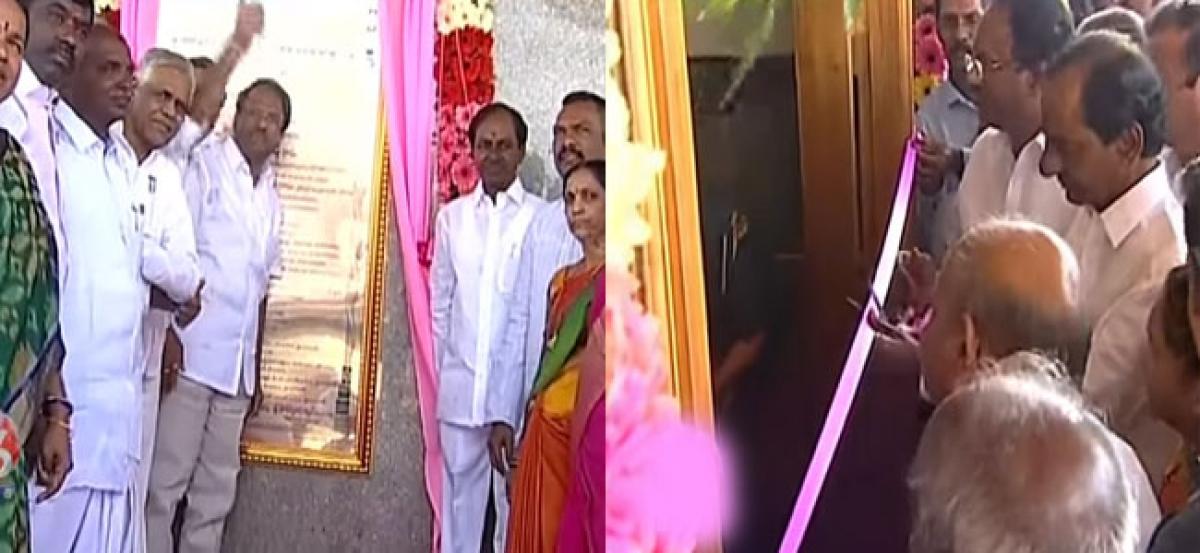 KCR inaugurates 50-bed hospital in Toopran