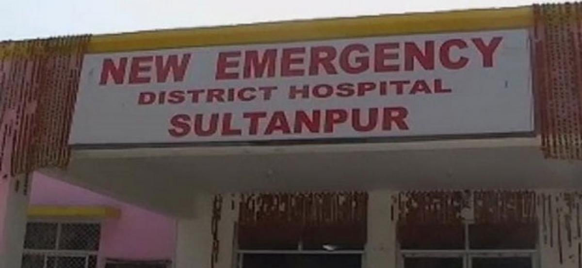 UP: Mans severed foot kept between his legs in Sultanpur hospital