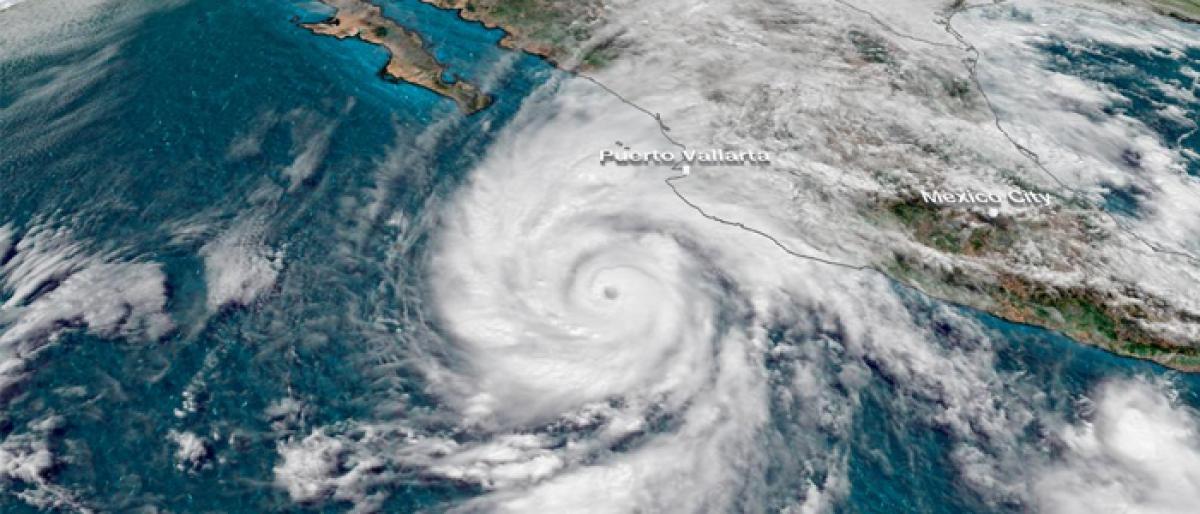 Extremely dangerous hurricane nearing Mexicos Pacific coast