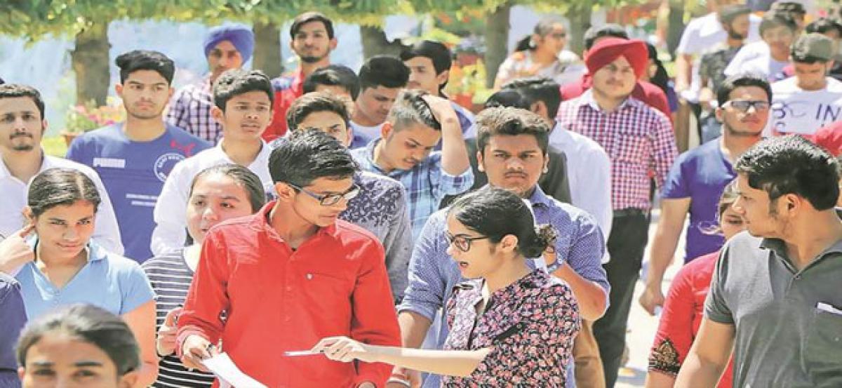 Campus placements in IITs down by over 4 per cent: HRD