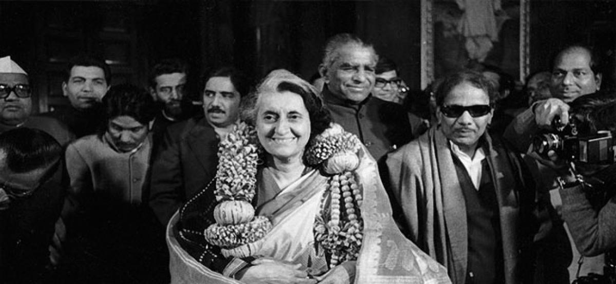 Jaitley compares Indira Gandhi to Hitler in blog post on Emergency anniversary