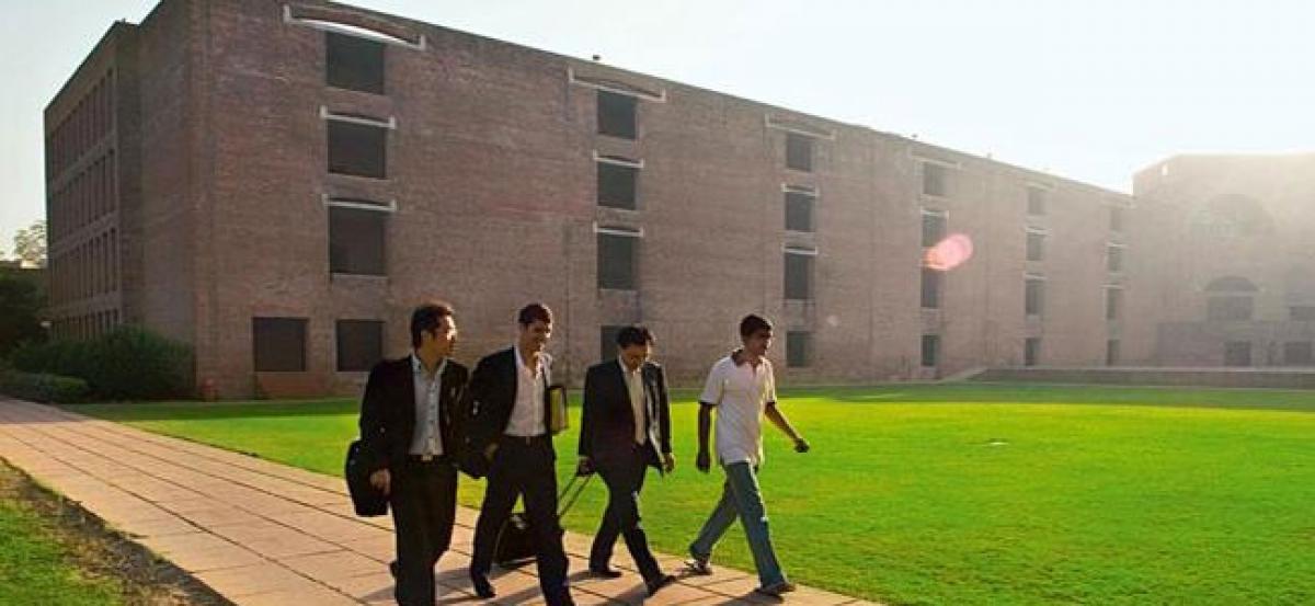IIMs can now award degrees instead of diplomas