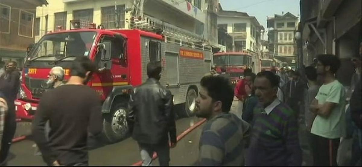 Srinagar: Seven houses gutted in short-circuit induced fire