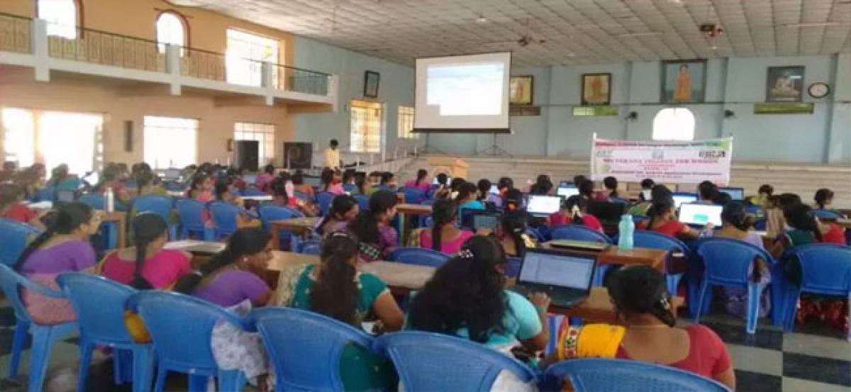 90 students take part in 3-day workshop on IoT