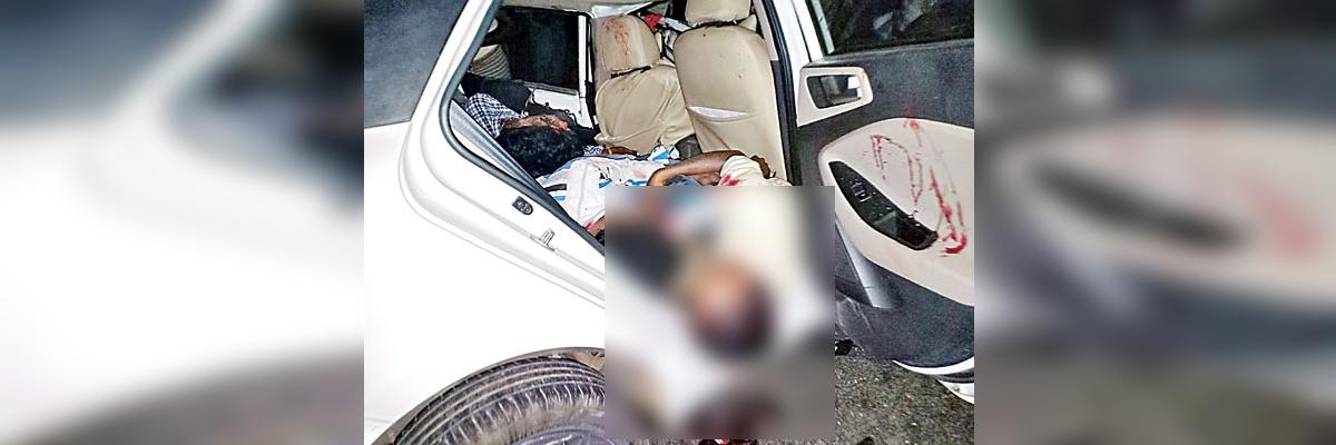 4 Janasena workers killed road accident while returning from Kawathu in Kurnool