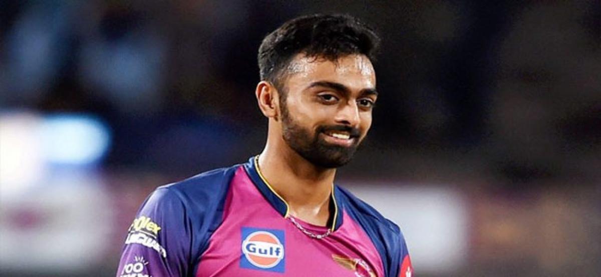 Unadkat relying on his subtle skills to prolong India stay