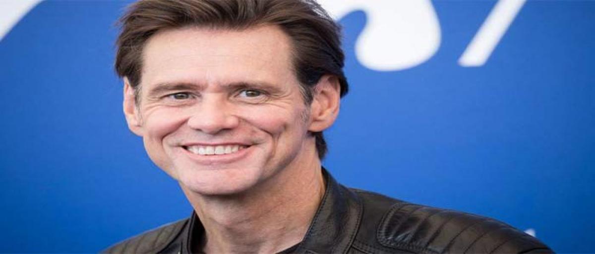 Jim Carrey posts tribute to late girlfriend