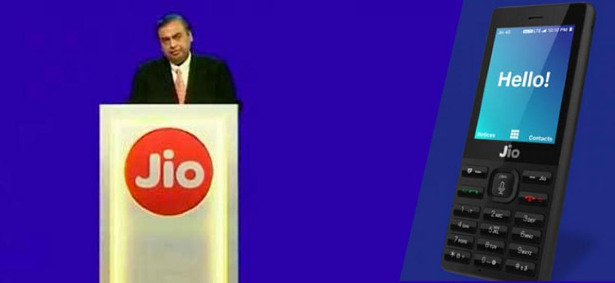 Ratings agencies divided on impact of Jio phones