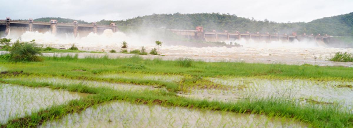 16 gates of Kadem dam opened; Heavy inflow into reservoir