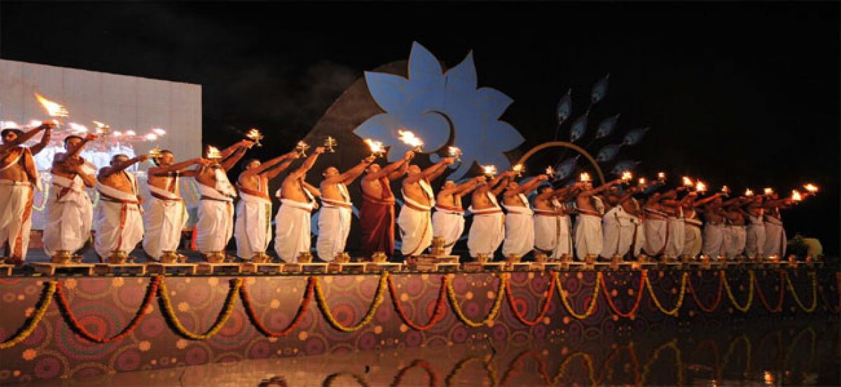 Godavari Dance Festival mesmerises people