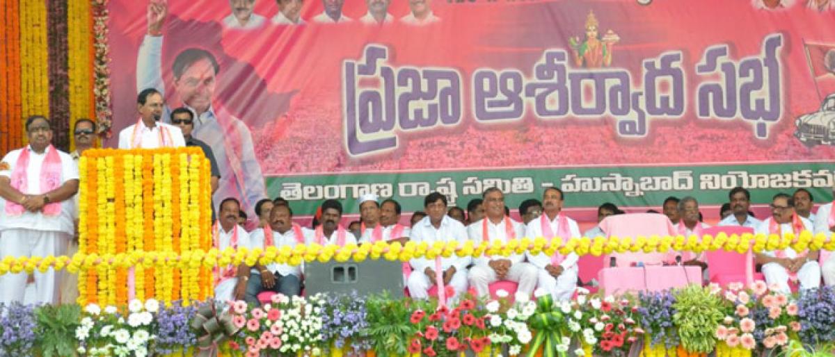 Power cuts will start if Congress is voted to power- KCR