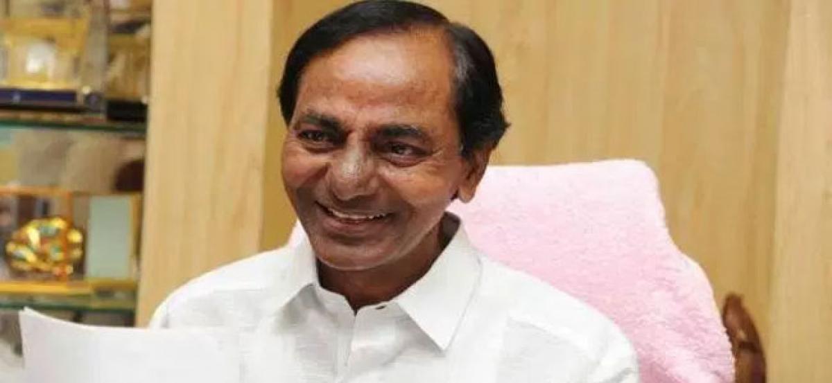 Dy CM formally invites CM KCR for Samakka Sarakka festival