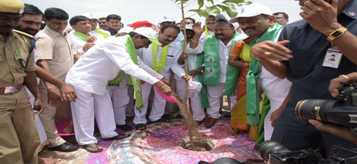 Chief Minister vows to developKarimnagar a la London