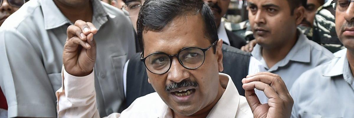 Kejriwal, 6 others discharged in rioting case