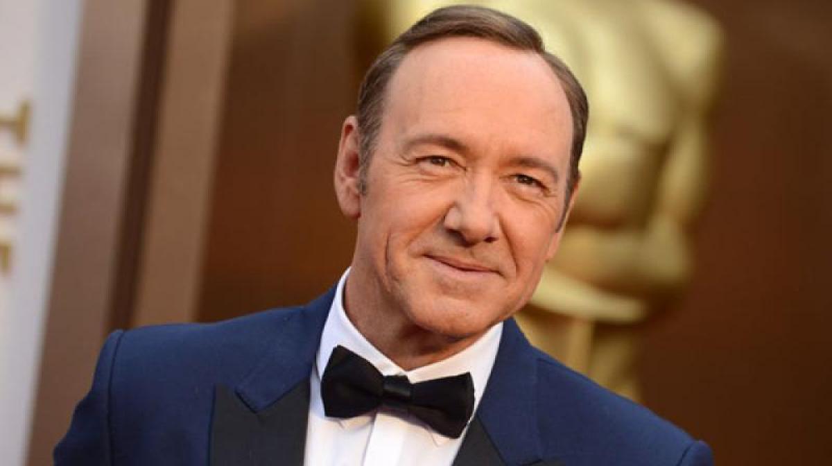 Kevin Spacey apologises after actor accuses him of past harassment