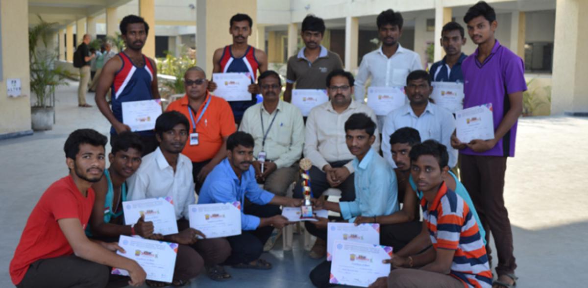 Chirala Engineering College students win Kho Kho Champ