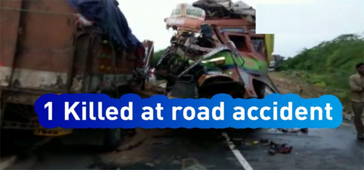1 killed in road mishap