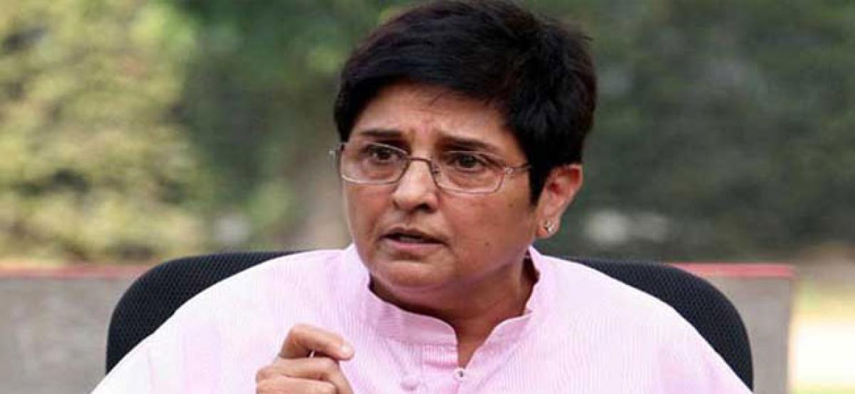 Kiran Bedi seeks report after BJP MLAs barred to enter Puducherry Assembly