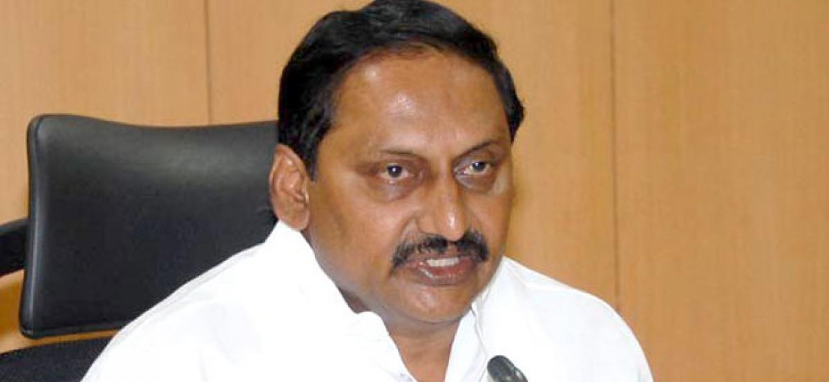 Former CM Kiran Kumar Reddy set to re-join Congress today