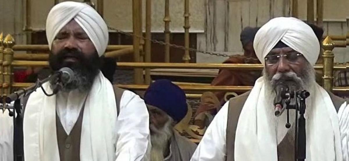 Allow women to sing hymns at Golden Temple: Sikh-Americans