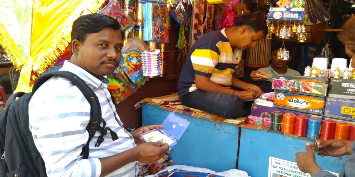 One gram gold-coated kites in high demand at Charminar