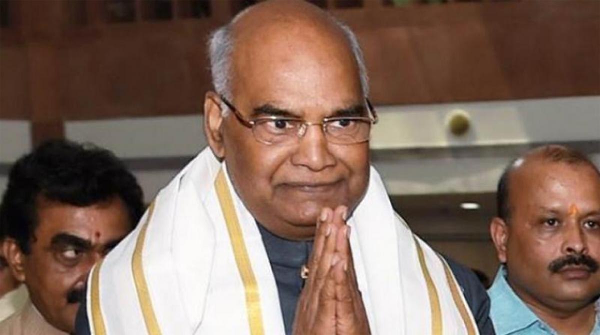 Ram Nath Kovind visits CRDA gallery