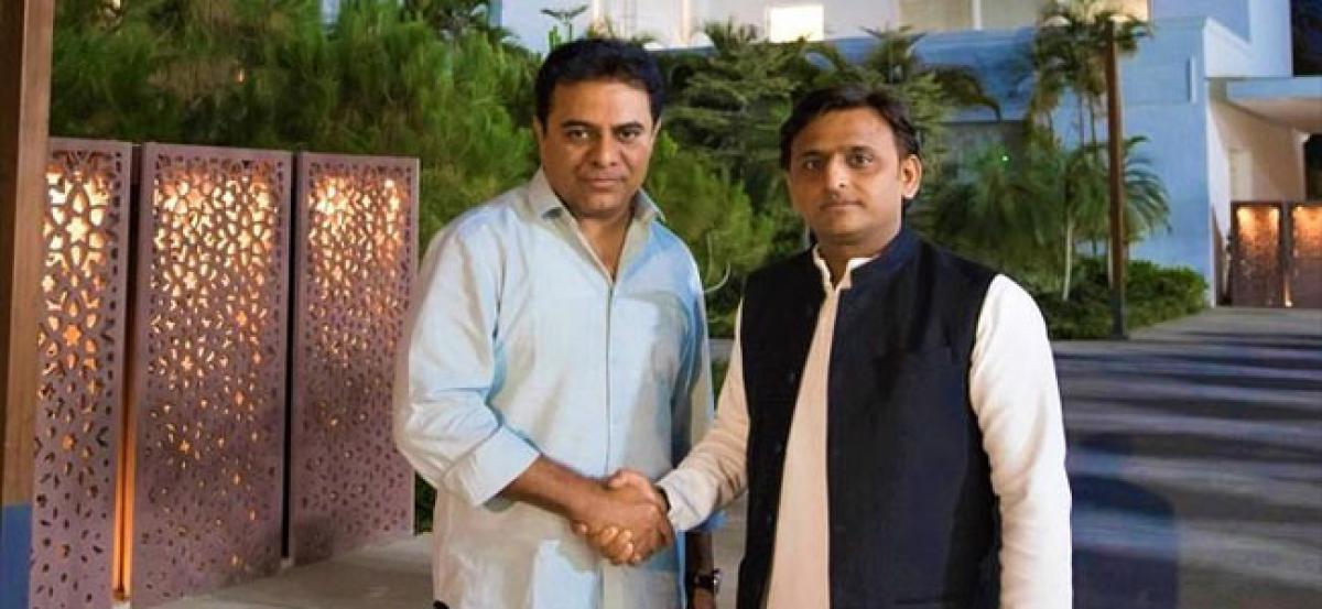 KTRs meet with Akhilesh Yadav raises speculation on Federal Front