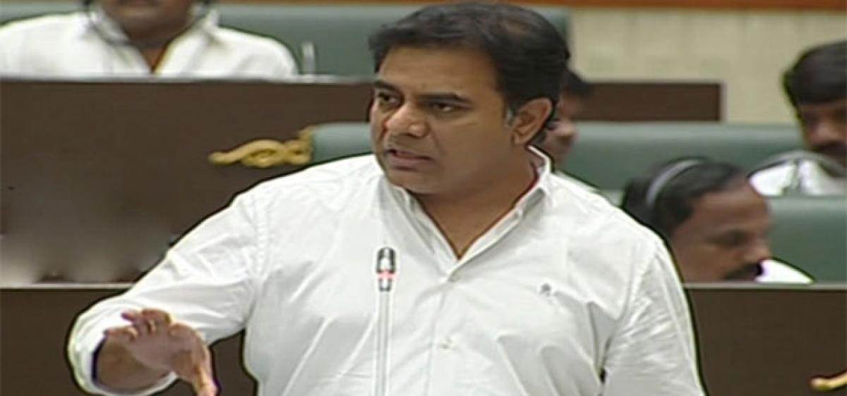 TRS Government committed to help handloom weavers: KTR