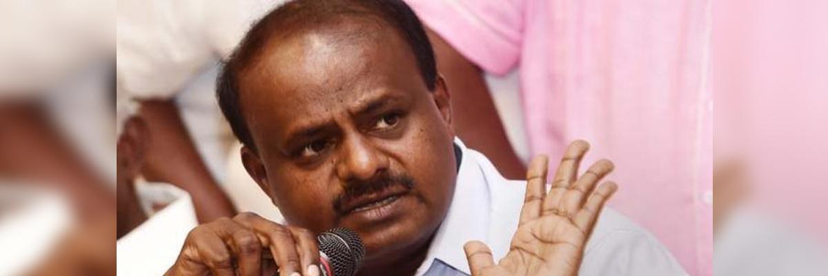 HD Kumaraswamy and BJP claw each other over farm loan waiver issue