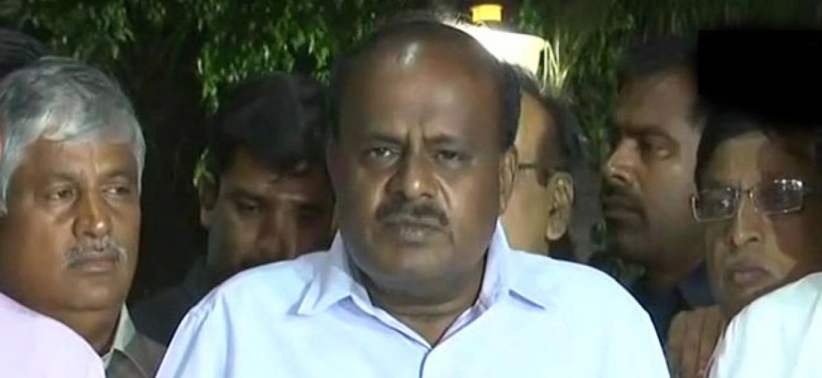 Kumaraswamy to face floor test today