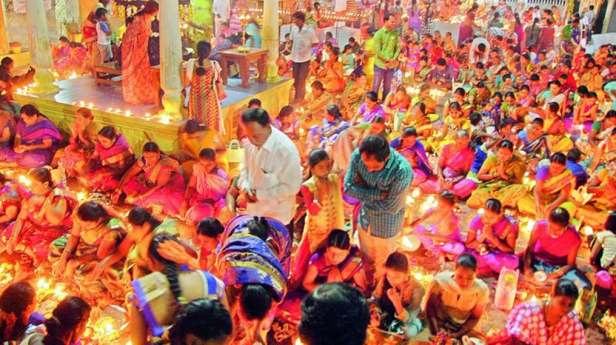 ‘Laksha Deepotsavam’, food festival in Srisailam today