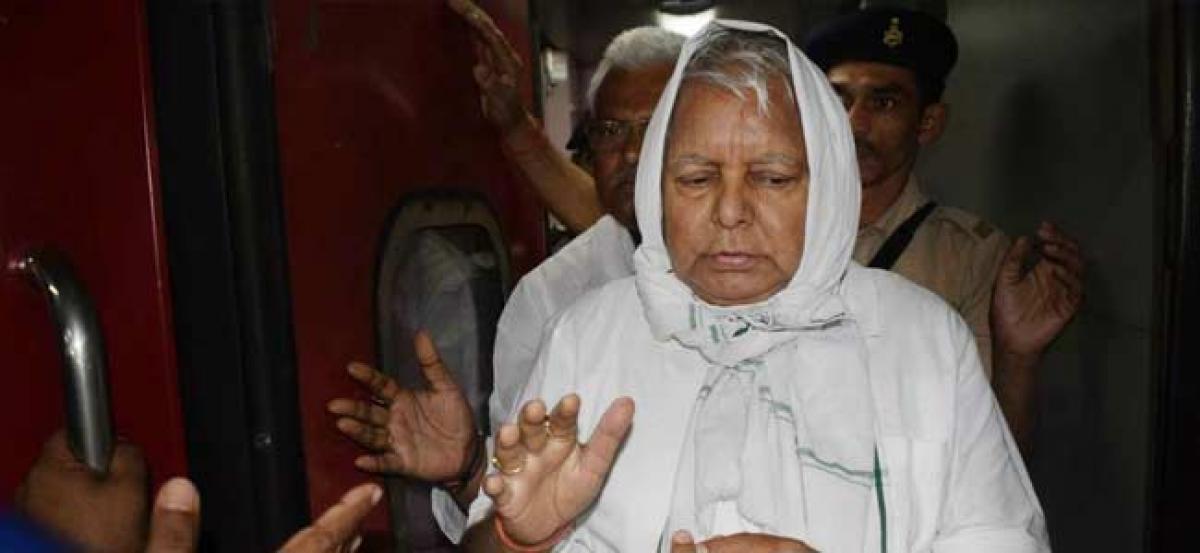 Lalu Prasad Yadav rushed to hospital, later discharged