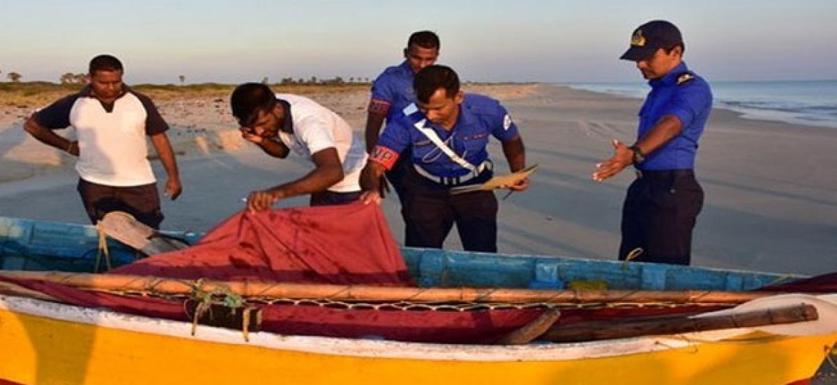 Lankan navy apprehends 7 Indian fishermen