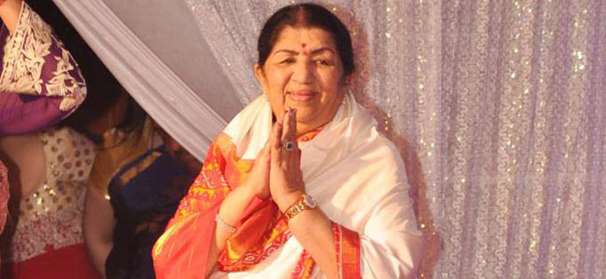 Lata Mangeshkar shares special message for soldiers ahead of Bhai Dooj