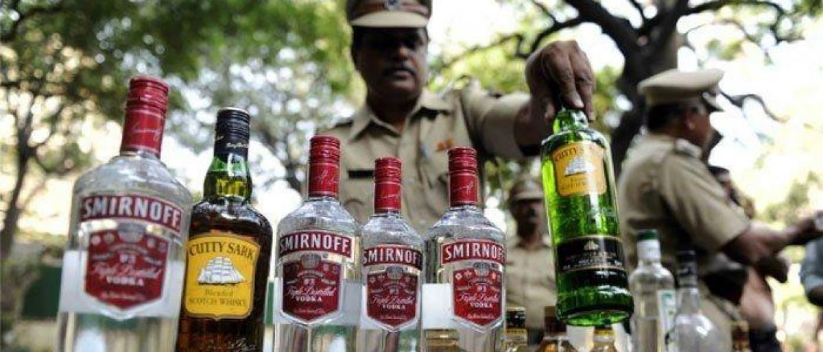 Over 400 cops dismissed for violating Bihar liquor ban