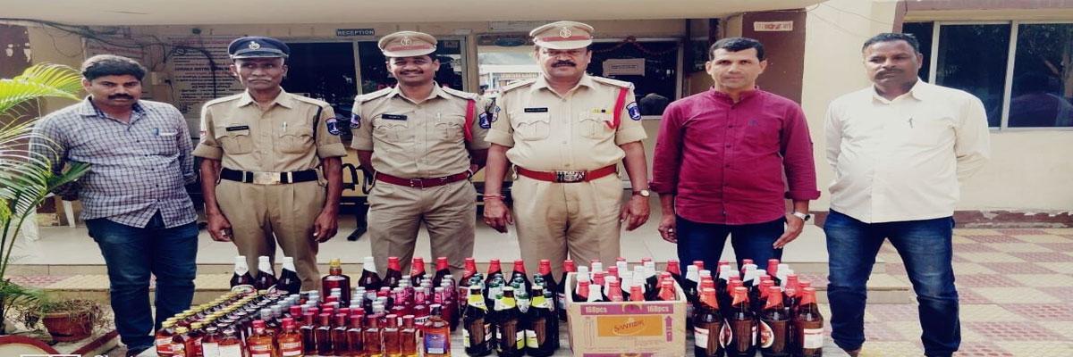 Liquor seized from belt shops in Shankarpally