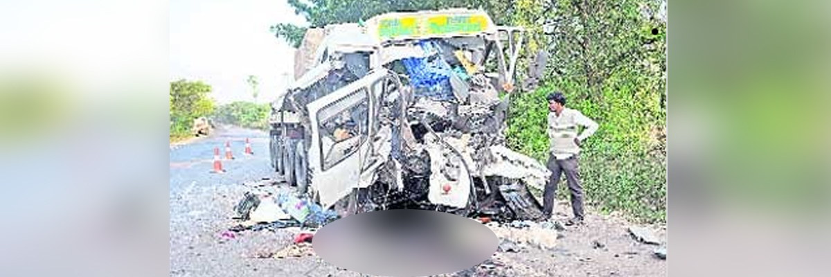 2 dead after two lorries collide in Warangal