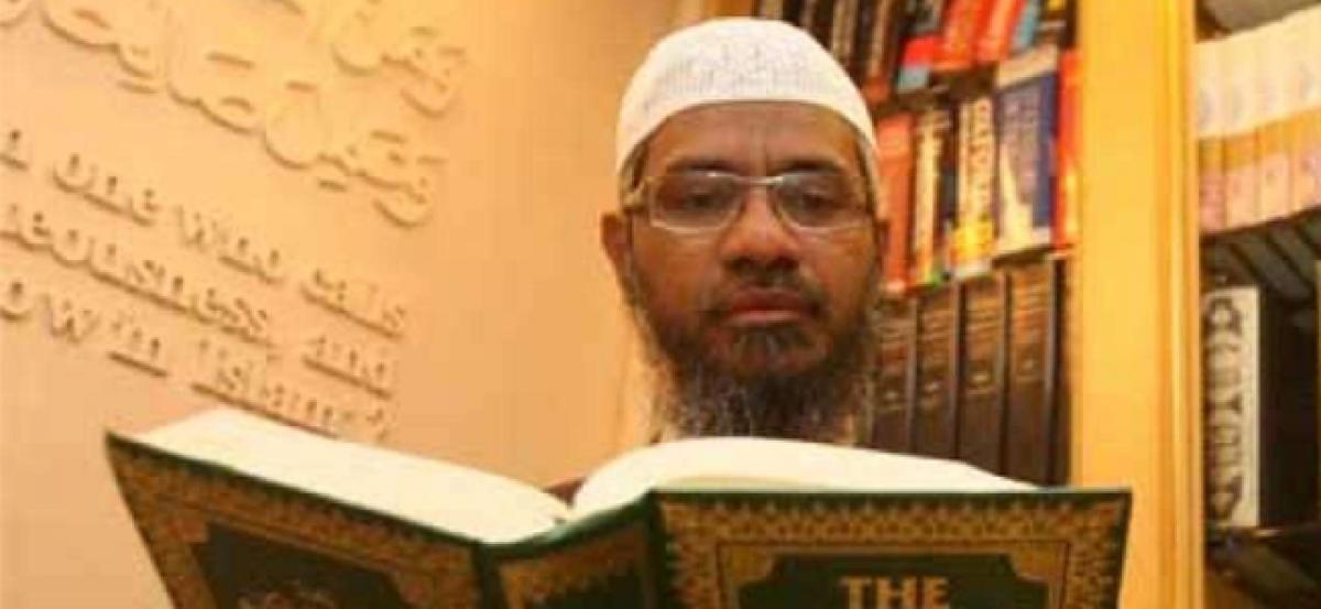 Bombay HC refuses to grant interim relief to Zakir Naik