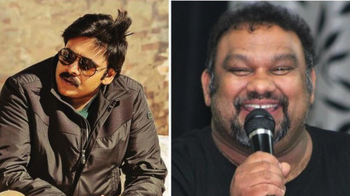 Pawan Kalyan fans end war with Mahesh Kathi!