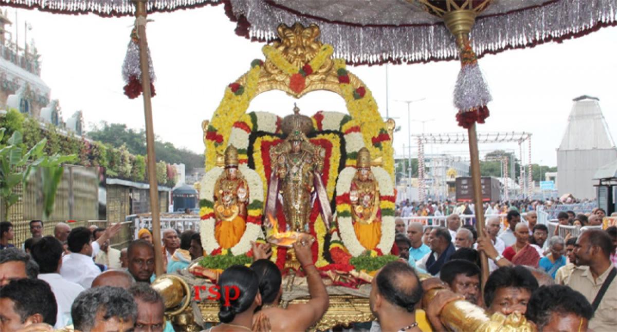 Lord Malayappa adorned with Muthyapu Kavacham